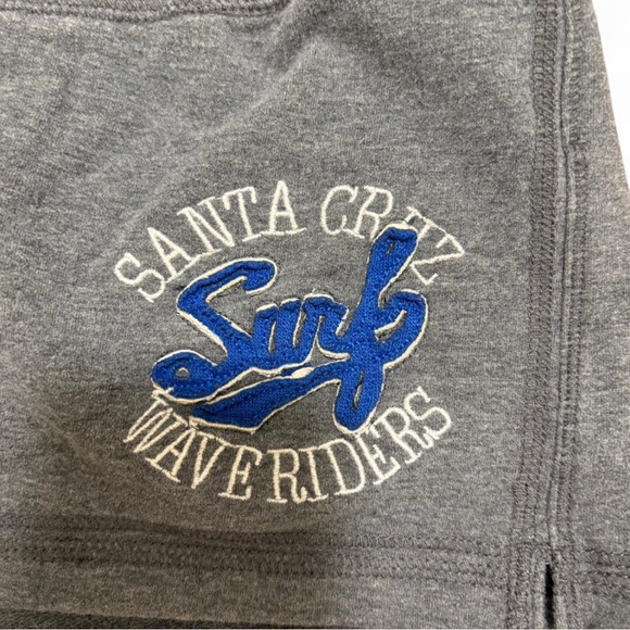 2000s Hollister Shorts - Picture 3 of 4